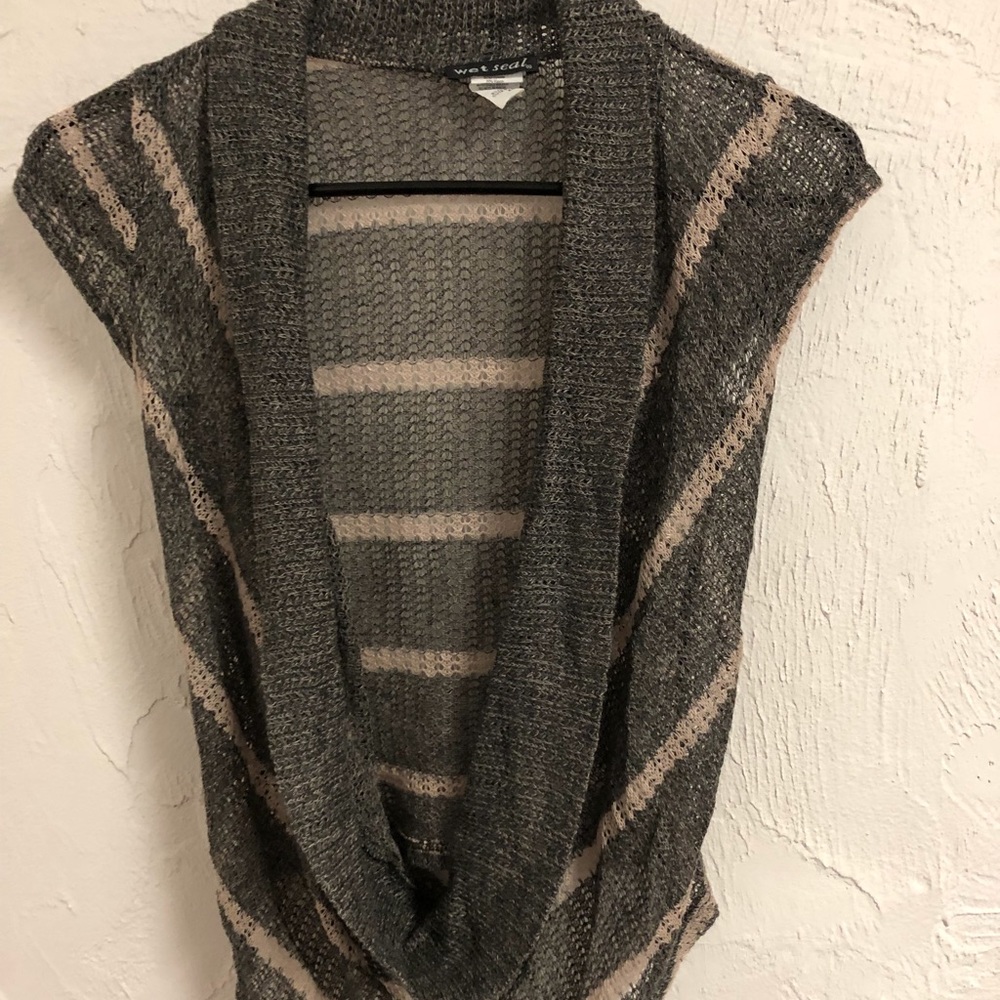 Knit top